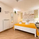 Sangiovanni בית הארחה 4*