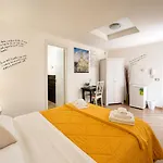 Sangiovanni 4* רגוזה