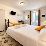 Sangiovanni 4* רגוזה