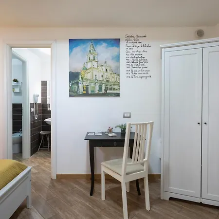 Guest house Suites Sangiovanni 3*